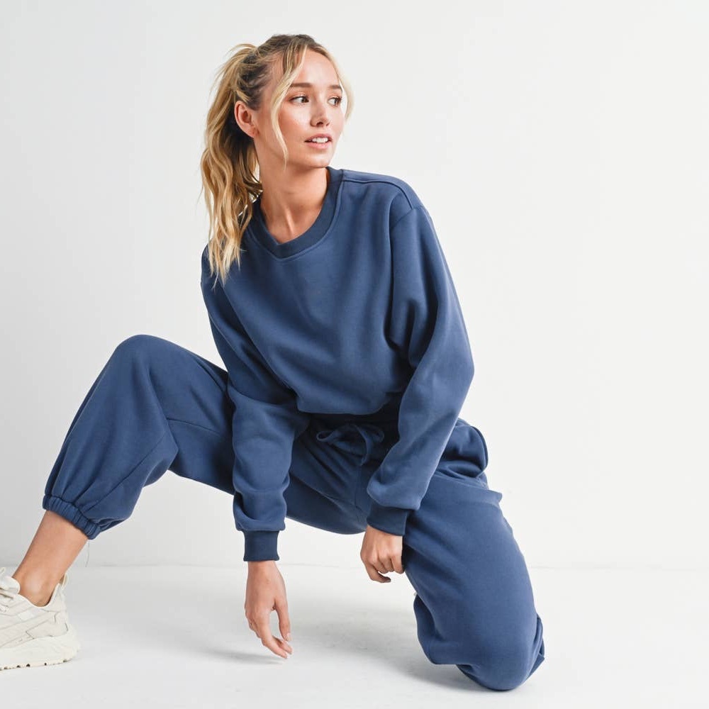 CROPPED SWEATSHIRT SWEATPANTS SET: DENIM